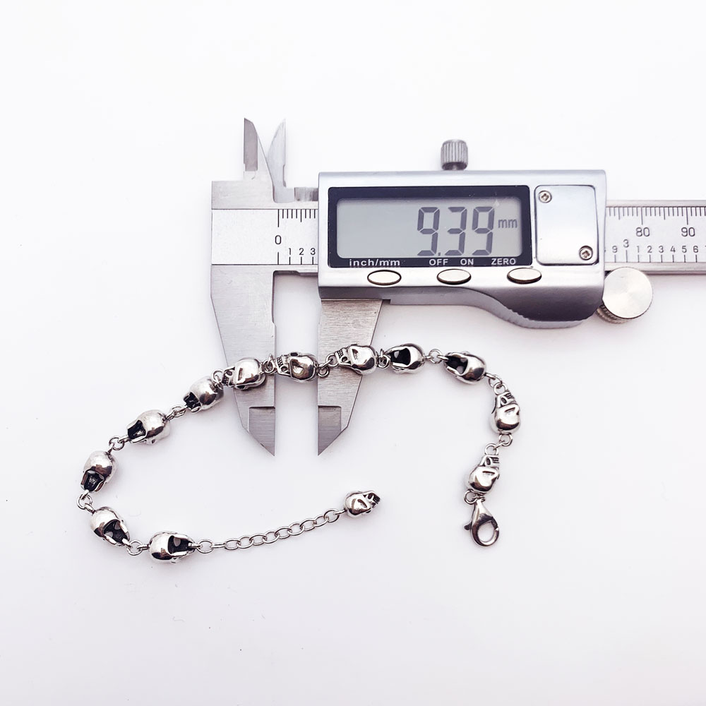 Skulls Link Chain Bracelets Pu - Street Fashion Europe review and price