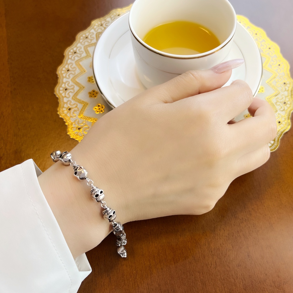Skulls Link Chain Bracelets Pu - Street Fashion Europe review and price