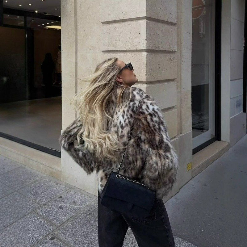 Europe Beautiful Women's Cloth - Street Fashion Europe review and price