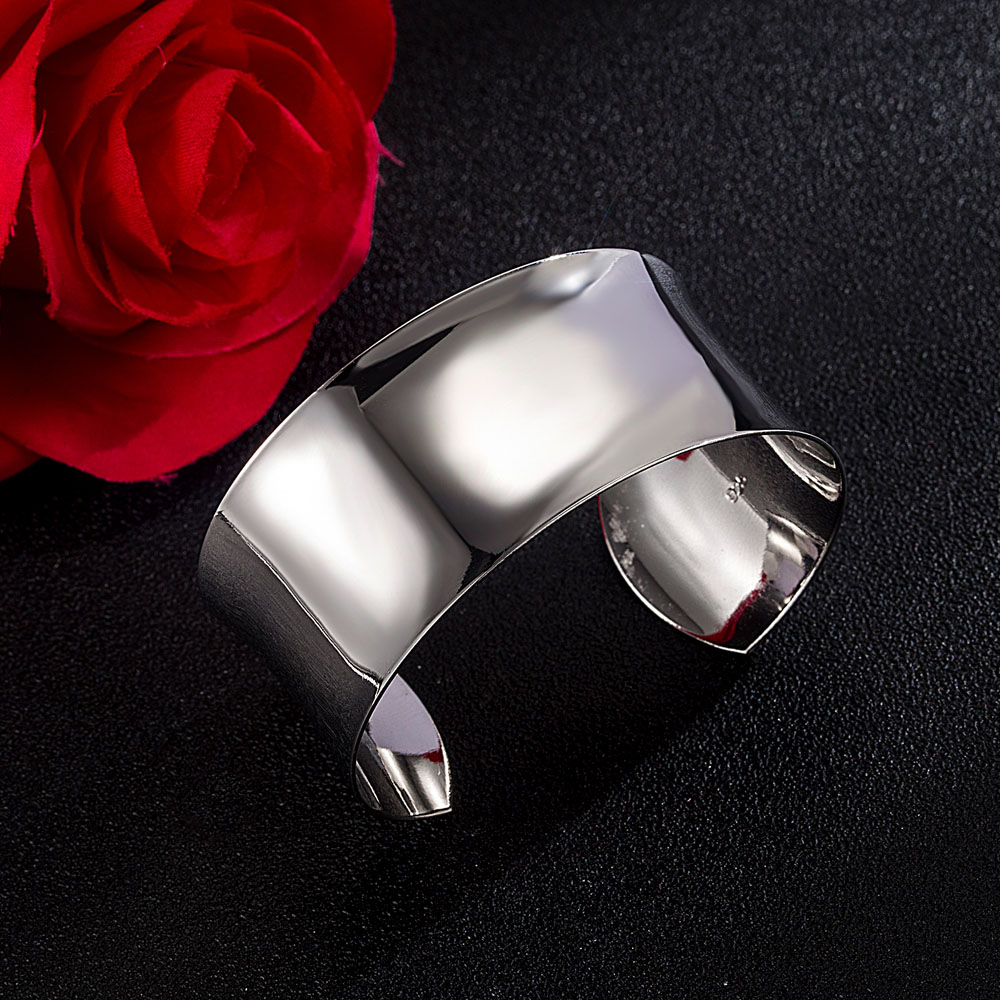 Europe fashion simple bracelet - Street Fashion Europe review and price