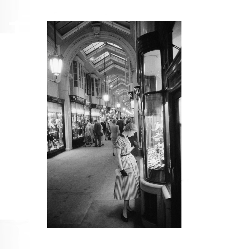 Slim Aarons, Burlington Arcade - Street Fashion Photographers review and price
